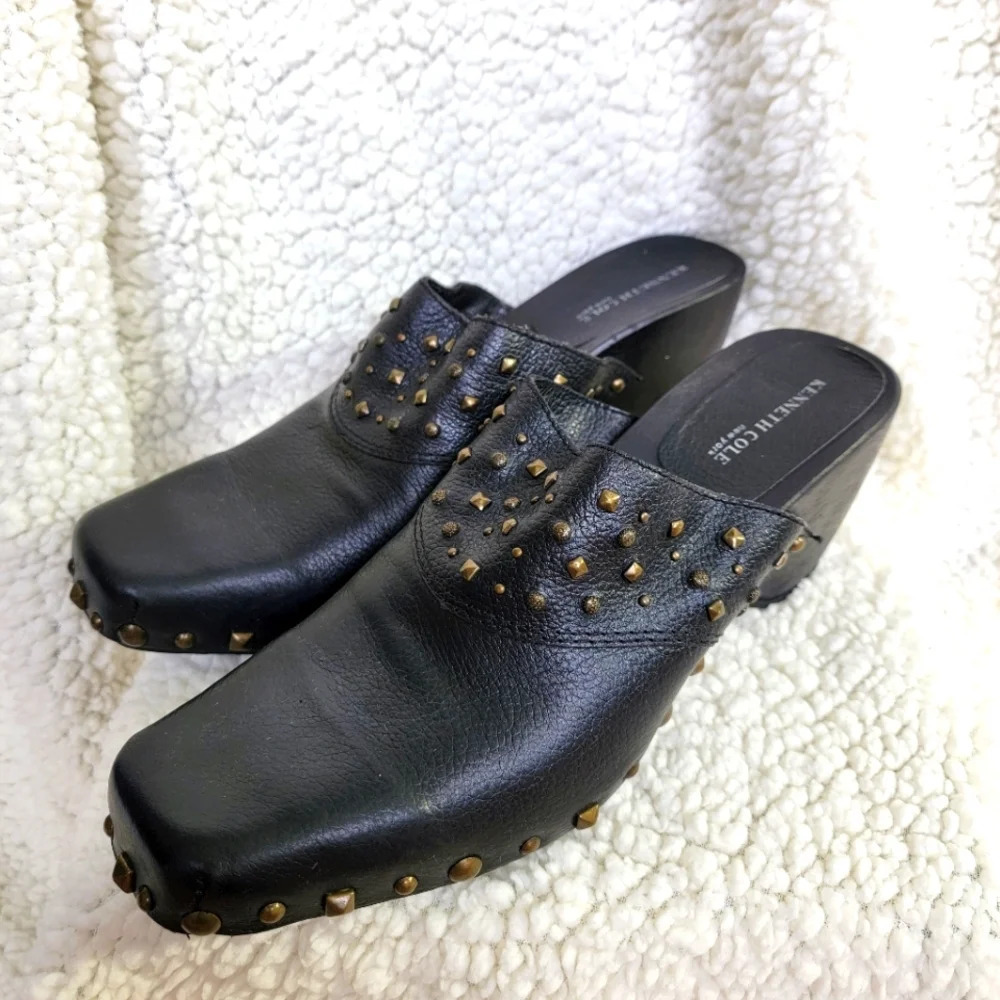 Black Leather Studded Mules/Clogs Size 9